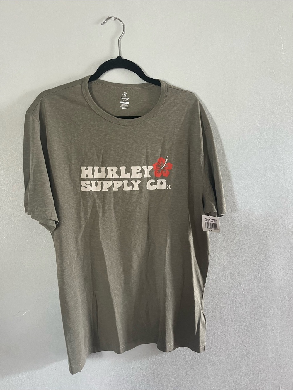 Hurley Men’s Olive Green Short-Sleeve Tee with Red Floral Accent